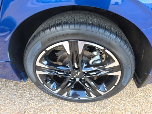 Used 2022 Kia K5 GT-Line image 11