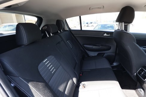Used 2018 Kia Sportage LX image 18