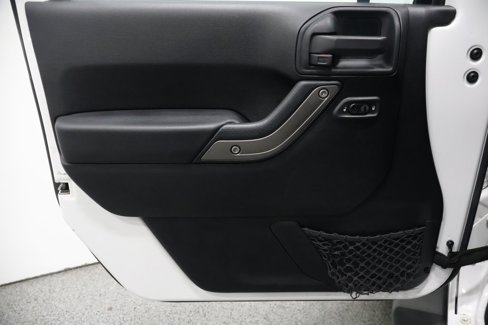 Used 2013 Jeep Wrangler Unlimited Sport image 12