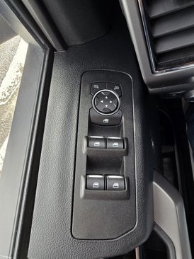 Used 2019 Ford F150 XLT w/ Equipment Group 302A Luxury image 21