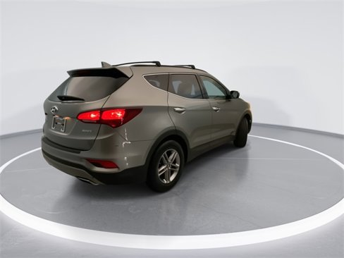 Used 2017 Hyundai Santa Fe Sport image 8