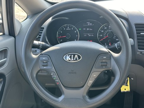 Used 2017 Kia Forte LX image 23