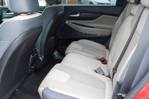 Used 2021 Hyundai Santa Fe SE image 12