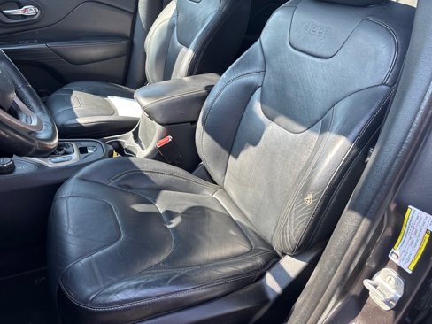 Used 2014 Jeep Cherokee Limited image 15