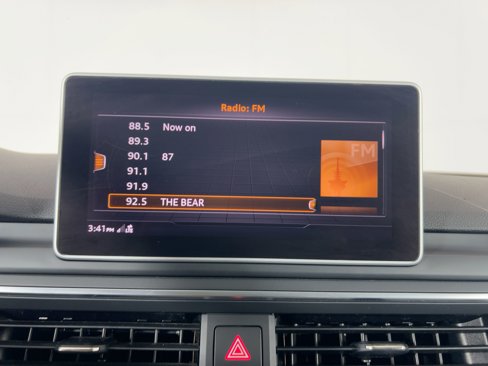 Used 2017 Audi A4 2.0T Premium image 21