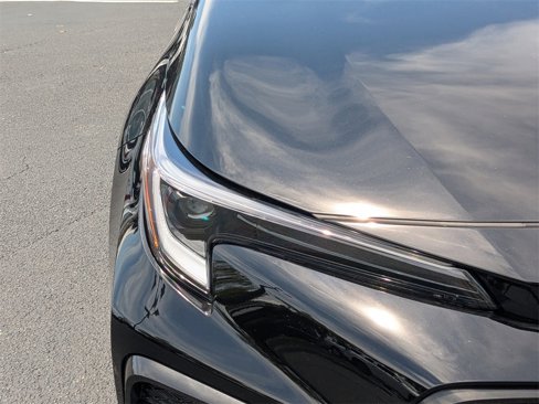 New 2025 Toyota Corolla SE image 9