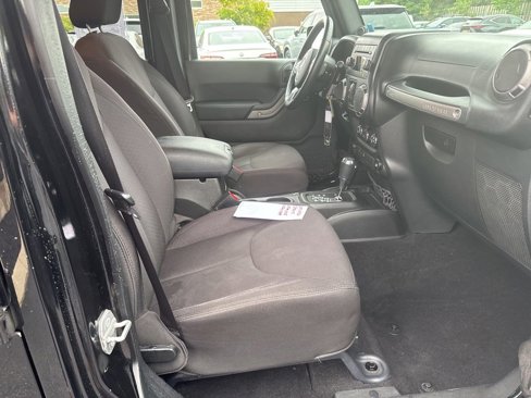 Used 2014 Jeep Wrangler Unlimited Sport w/ Quick Order Package 24S image 33