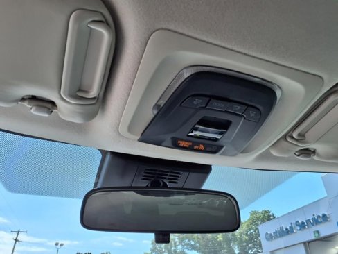 Used 2025 Toyota Corolla LE image 31