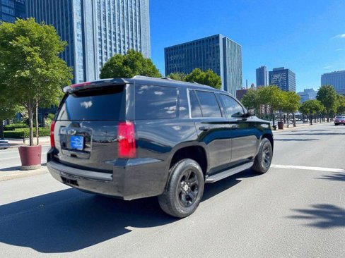 Used 2017 Chevrolet Tahoe LT image 3