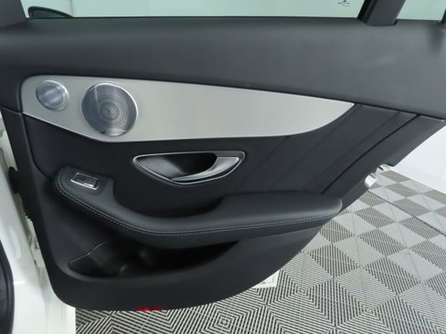 Used 2019 Mercedes-Benz C 300 Sedan image 27