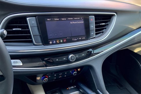 Used 2022 Buick Enclave Essence image 36