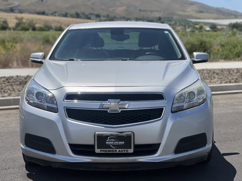 Used 2013 Chevrolet Malibu LT w/ Power Convenience Package image 2