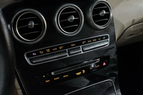 Used 2016 Mercedes-Benz GLC 300 w/ Premium Package image 26