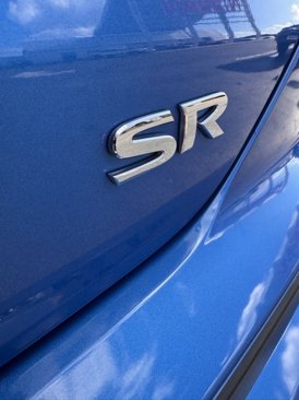Used 2021 Nissan Kicks SR image 9