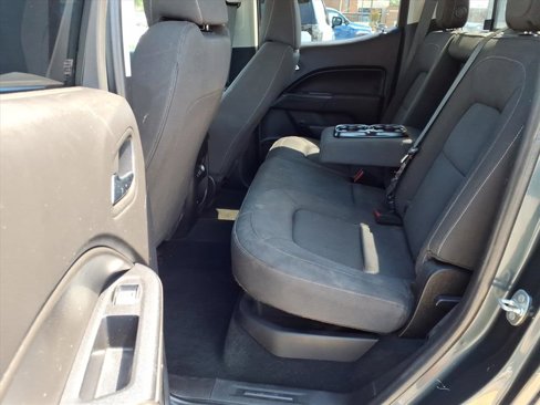 Used 2017 Chevrolet Colorado LT w/ LT Convenience Package image 17