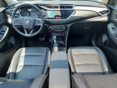 Used 2021 Buick Encore GX Essence w/ Experience Buick Package image 3