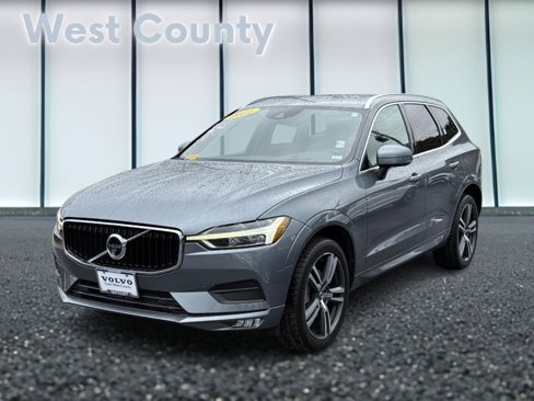 Used 2021 Volvo XC60 T5 Momentum w/ Advanced Package image 9