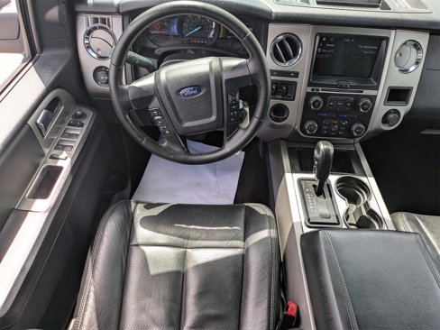 Used 2016 Ford Expedition XLT w/ Equipment Group 202A image 18