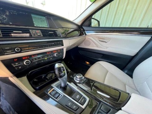 Used 2013 BMW 528i xDrive Sedan image 35