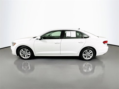 Used 2020 Volkswagen Passat 2.0T SE image 4