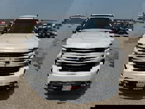 Used 2020 Chevrolet Silverado 1500 RST image 2