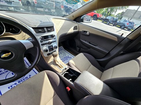 Used 2011 Chevrolet Malibu LS image 18