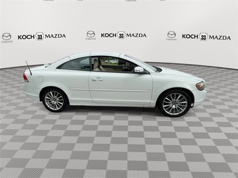 Used 2008 Volvo C70 T5 image 9