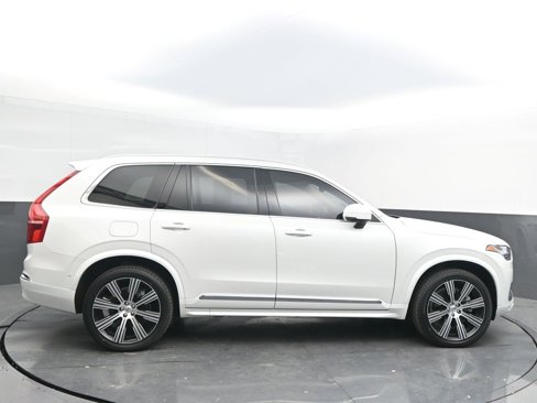 Certified 2024 Volvo XC90 B6 Ultimate w/ Protection Package Premier image 8
