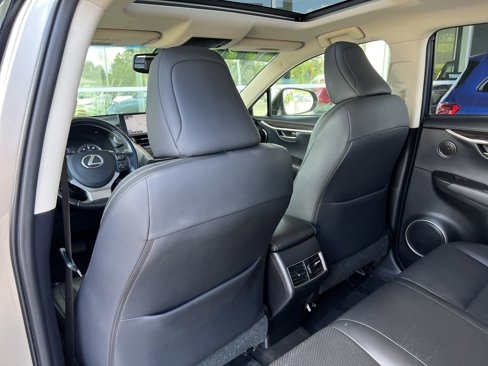 Used 2015 Lexus NX 200t FWD image 24