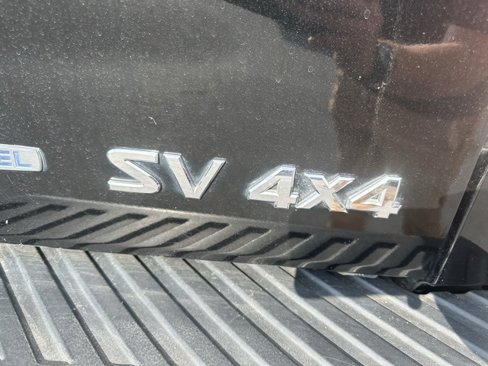 Used 2015 Nissan Titan SV w/ SV Value Truck Package image 27