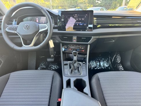 New 2025 Volkswagen Jetta S image 9