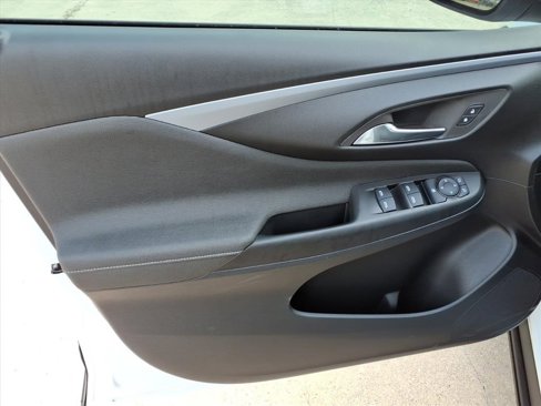 New 2026 Buick Envista Preferred image 13