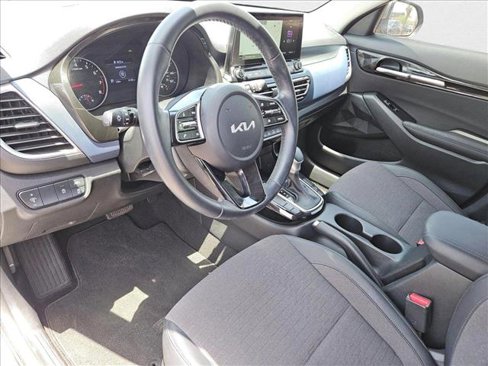 Used 2022 Kia Seltos S image 9