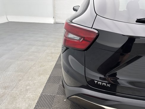 New 2025 Chevrolet Trax ACTIV image 8