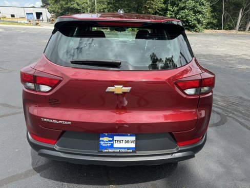 Used 2023 Chevrolet TrailBlazer LS image 4