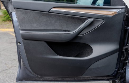 Used 2022 Tesla Model Y Performance image 14