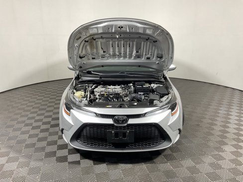 Used 2020 Toyota Corolla LE image 5
