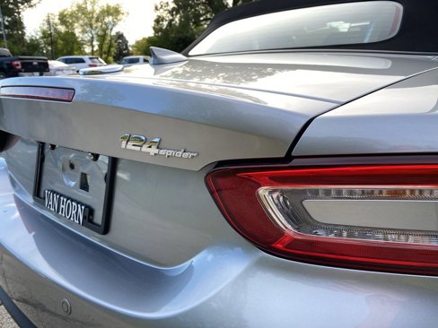 Used 2017 FIAT 124 Spider Lusso image 40