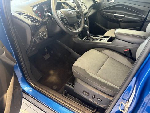 Used 2017 Ford Escape SE image 7