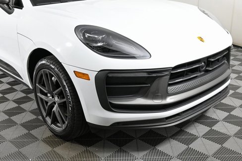 Used 2024 Porsche Macan Turbo image 39