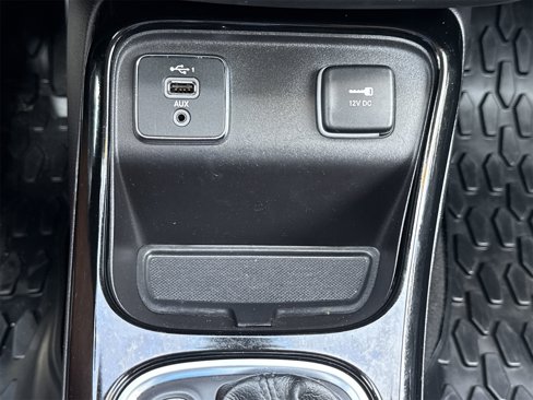Used 2020 Jeep Compass Latitude image 24