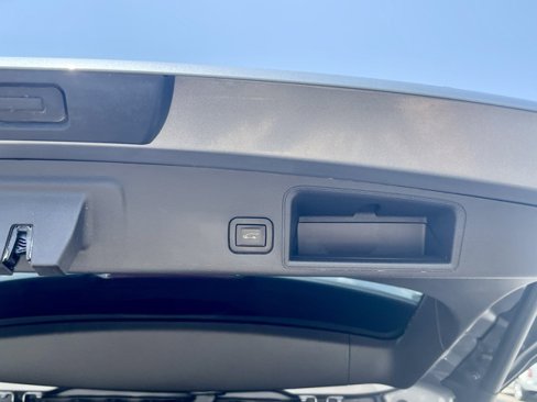 Used 2020 GMC Terrain SLT w/ Preferred Package image 12