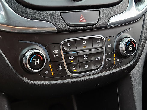 Used 2018 Chevrolet Equinox LT image 15