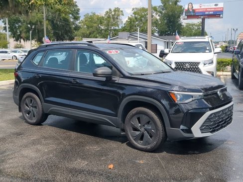 Used 2025 Volkswagen Taos S image 2