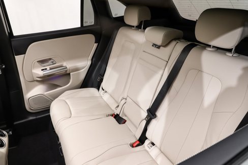 New 2025 Mercedes-Benz GLA 250 4MATIC image 11