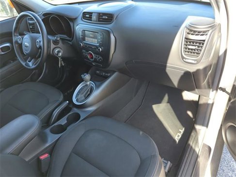 Used 2017 Kia Soul + w/ Designer's Package image 17