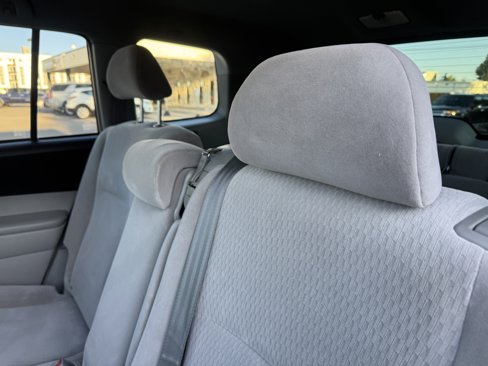 Used 2009 Toyota Highlander 4WD image 16