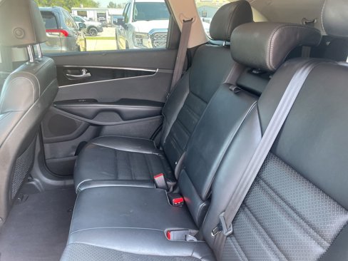 Used 2018 Kia Sorento EX image 12