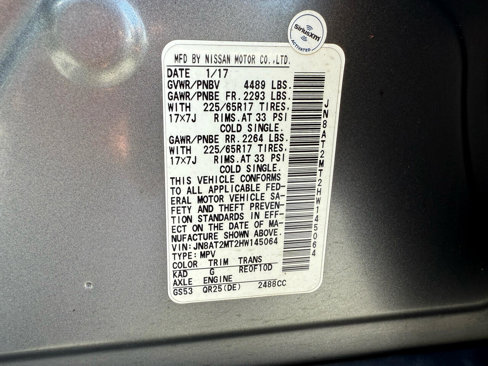 Used 2017 Nissan Rogue SV image 43