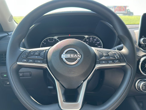 New 2025 Nissan Sentra SV image 17